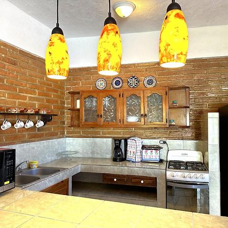 Casa Anita Aparthotel Puerto Vallarta Bagian luar foto