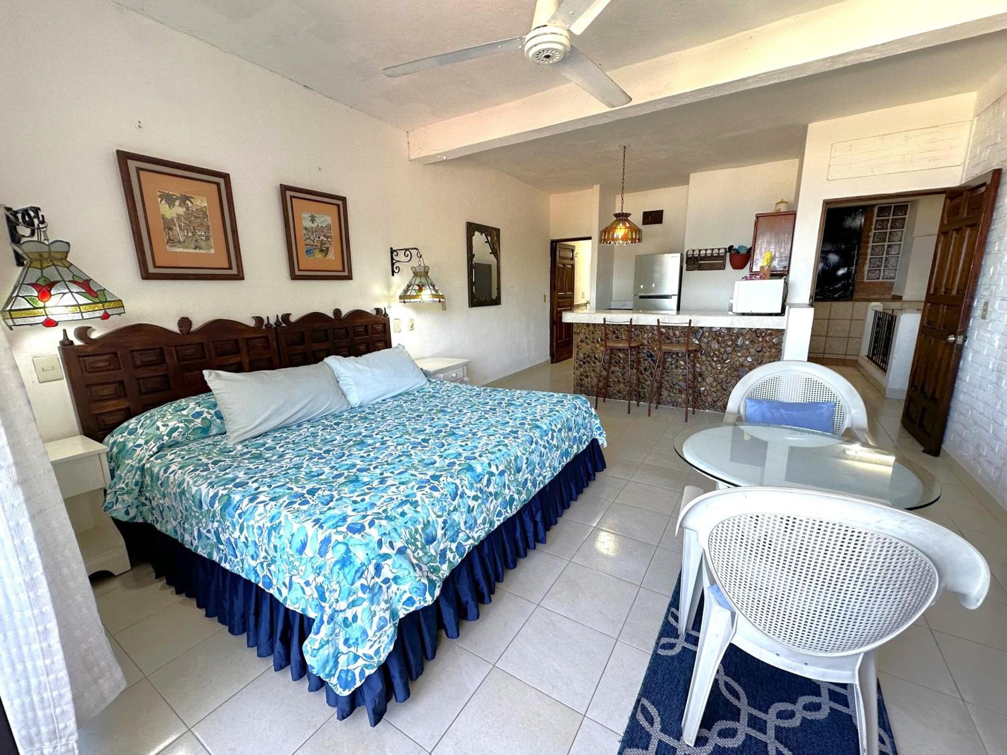Casa Anita Aparthotel Puerto Vallarta Bagian luar foto